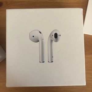 Apple AirPods 1st Generation BNIB